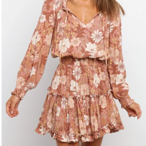 Petal & Pup Kealan Dress - Rose, Tan, Floral - Beautiful Fall Dress! Size 6 - Picture 1 of 7
